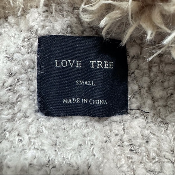 Love Tree Faux Fux Wool Blens Fleece Vest Size Small Popcorn Texture - Picture 2 of 9